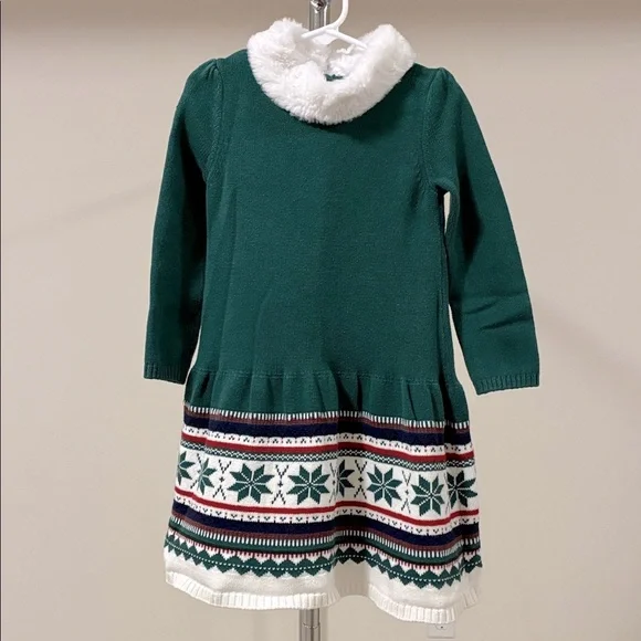 slim fit dress slacks Girls Weekend Sweater Dress In Hunter Green main image 1
